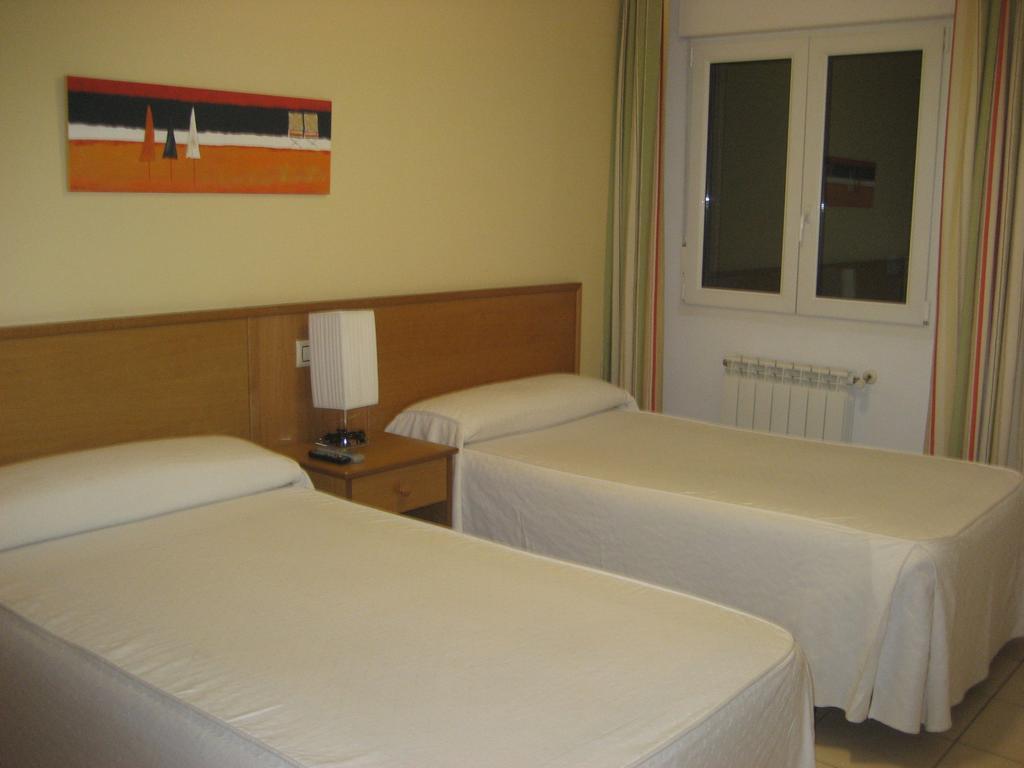 Pension Residencia Caola Arteixo Room photo