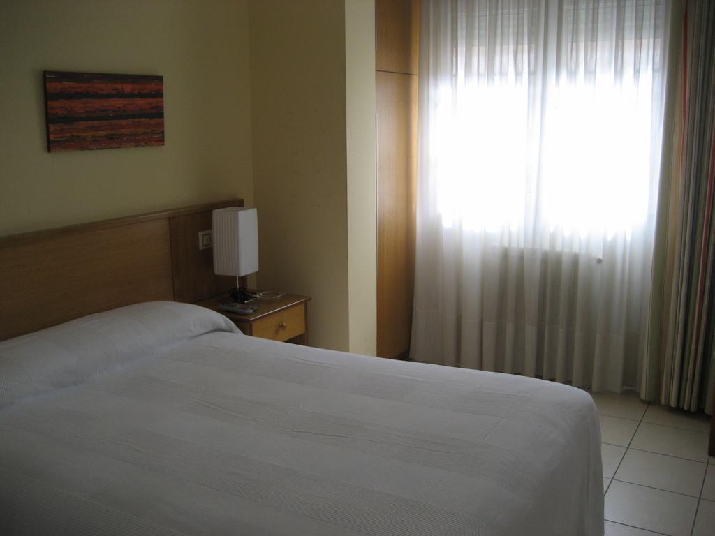 Pension Residencia Caola Arteixo Room photo